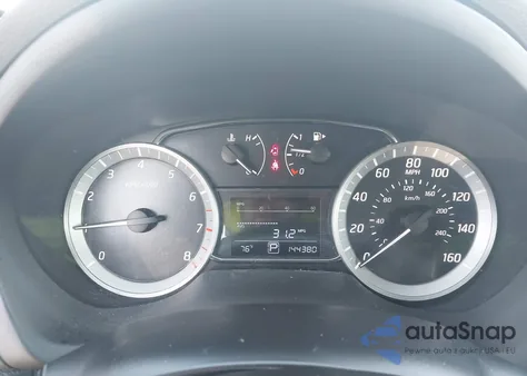 2015 Nissan Sentra Fe+ S/S/Sl/Sr/Sv z USA, uszkodzony, nr VIN 3N1AB7AP3FL639054